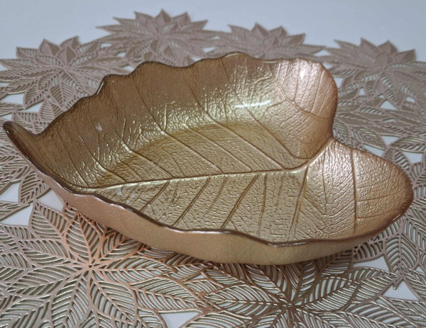 Dekoračná miska v tvare listu