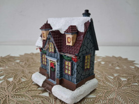 Vianočný svietiaci domček